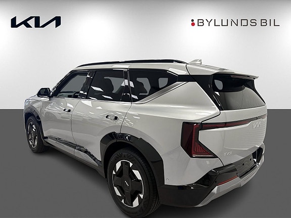 Kia EV5 6 of 18