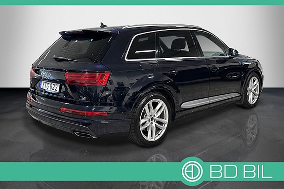 Audi Q7 5 of 5