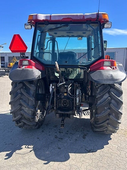 Case IH JX 1100 U 3 of 6