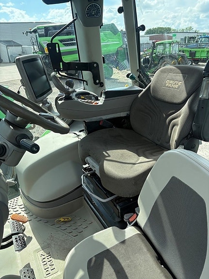Deutz-Fahr 6215 TTV 9 of 9