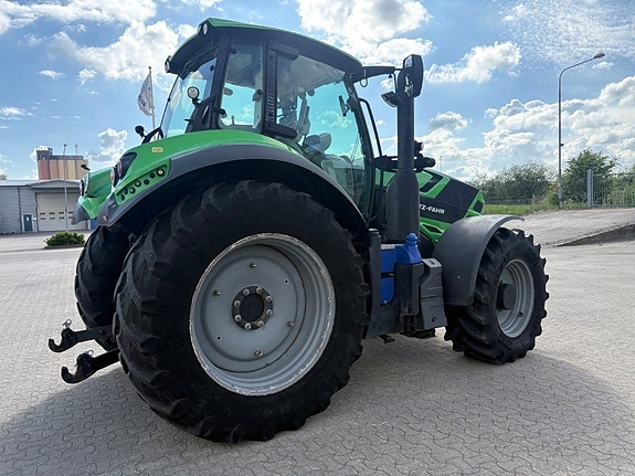 Deutz-Fahr 6215 TTV 3 of 9