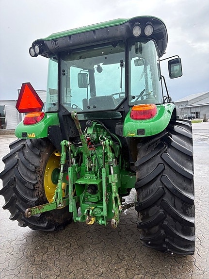 John Deere 5620 3 of 13