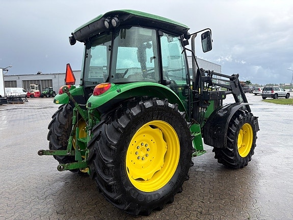 John Deere 5620 4 of 13