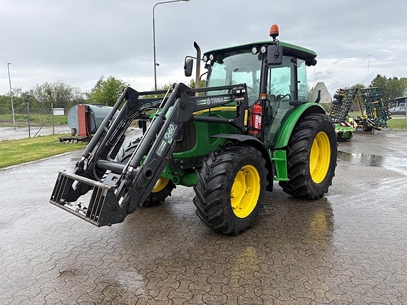 John Deere 5620 12 of 13