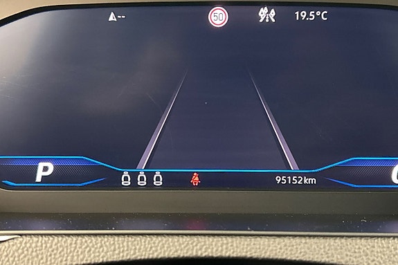 Volkswagen Passat 15 of 29