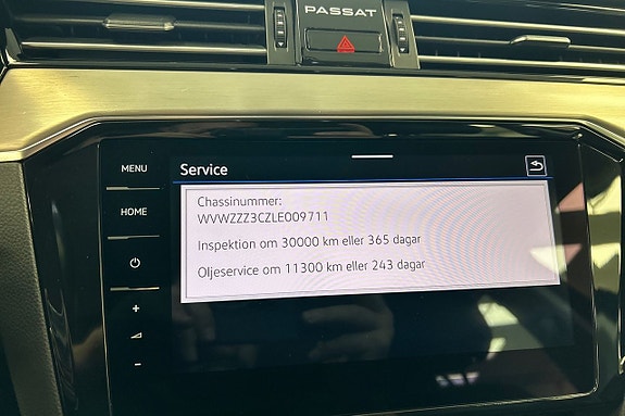 Volkswagen Passat 19 of 29