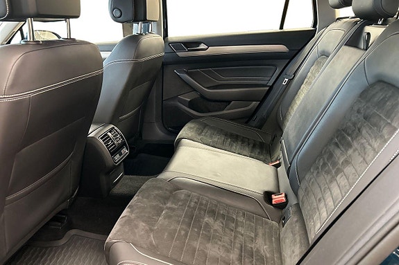 Volkswagen Passat 12 of 29