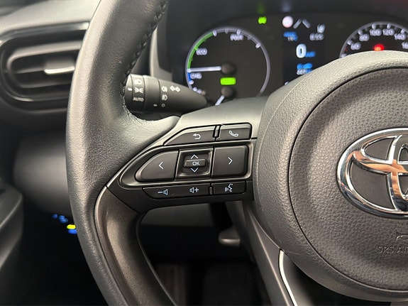 Toyota Yaris 15 of 27