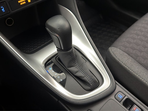 Toyota Yaris 18 of 27