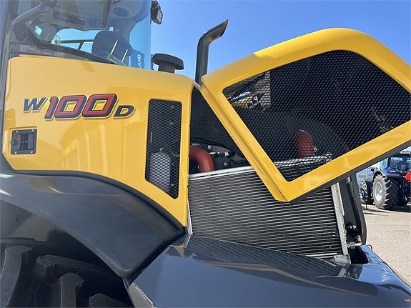 New Holland W 100D 9 of 19
