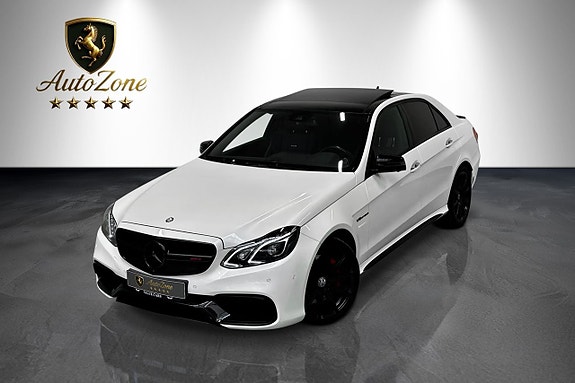 Mercedes-Benz E63 4 of 5