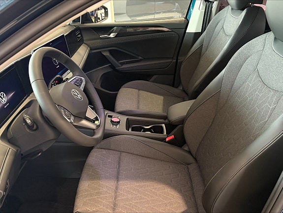 Volkswagen Tiguan 10 of 11