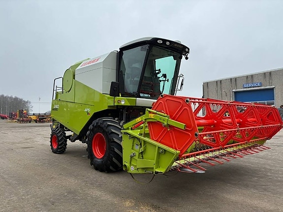 CLAAS Avero 240 5 of 5