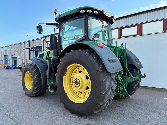John Deere 7250 R 7 of 12