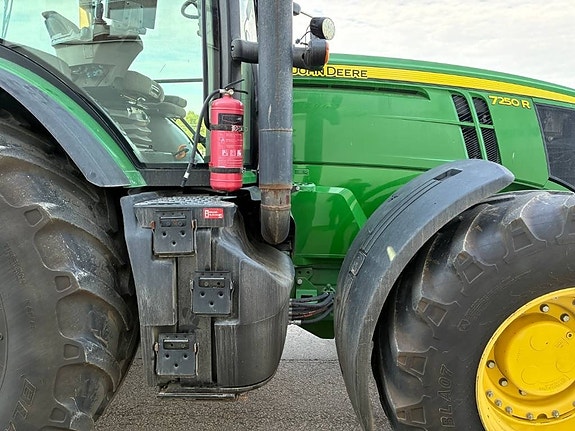 John Deere 7250 R 4 of 12
