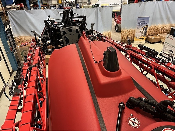 Kverneland IX Track T4 5300L 14 of 16