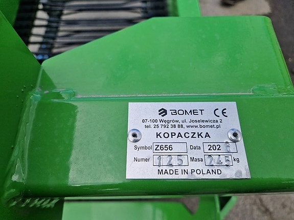 Bomet Upus Z656 3 of 6