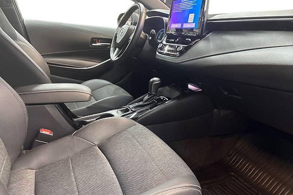 Toyota Corolla 7 of 21