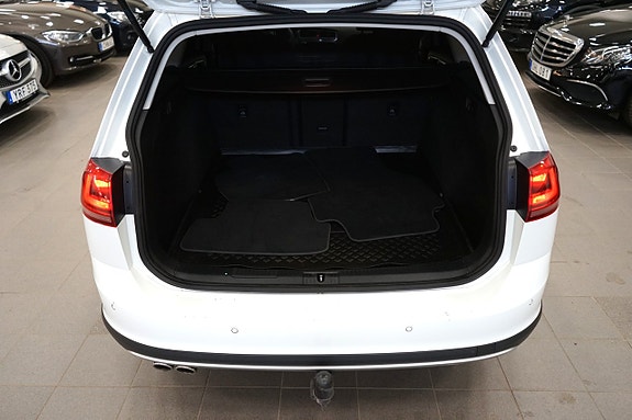 Volkswagen Golf Alltrack 6 of 20