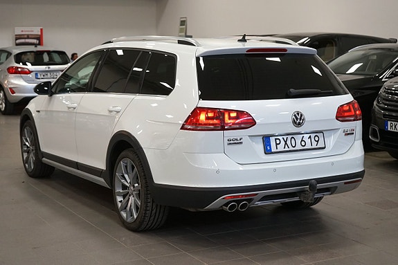 Volkswagen Golf Alltrack 4 of 20