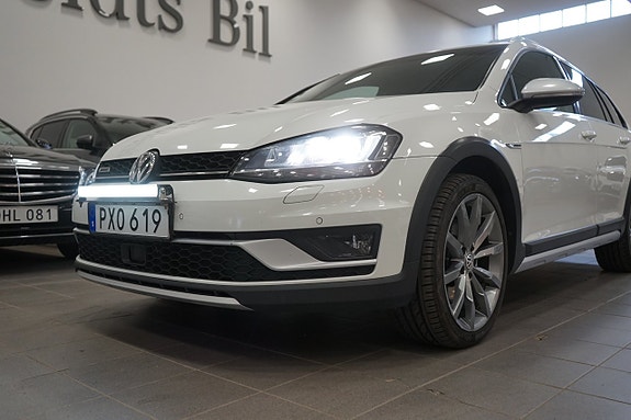 Volkswagen Golf Alltrack 7 of 20