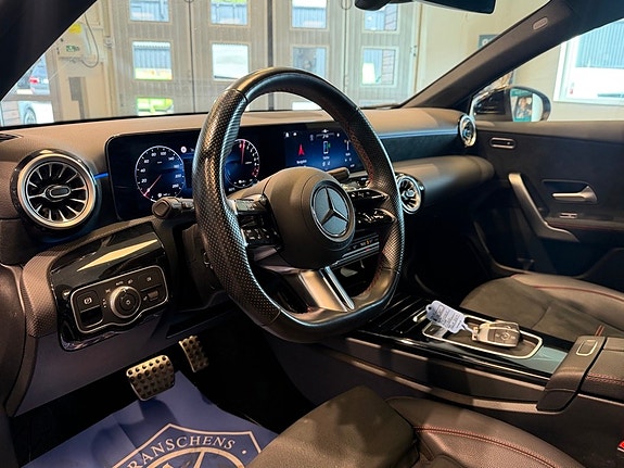 Mercedes-Benz A250 e 7 of 25