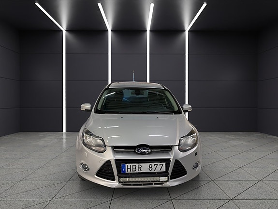 Ford Focus 8 of 30