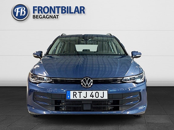 Volkswagen Golf VIII 2 of 25
