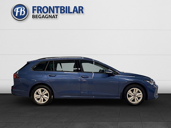 Volkswagen Golf VIII 6 of 25