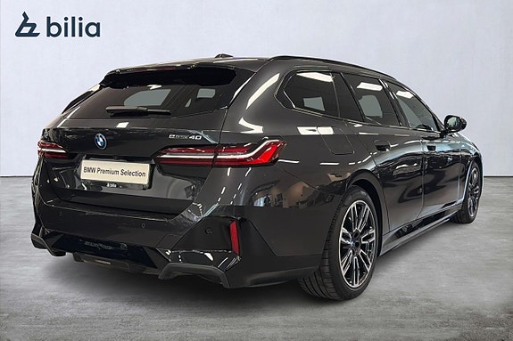 BMW i5 17 of 18