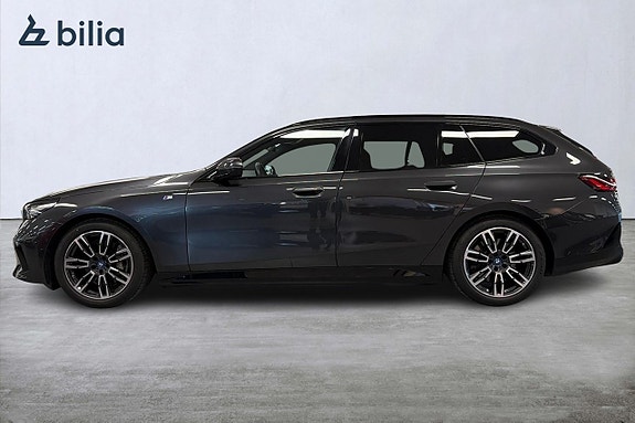 BMW i5 3 of 18