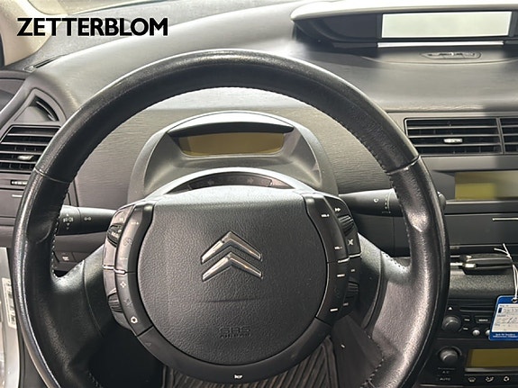 Citroen C4 12 of 13