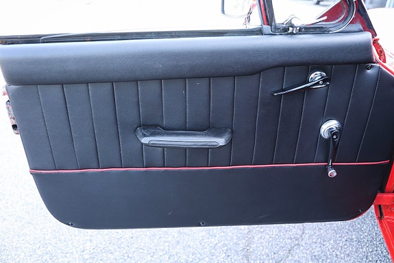 MG MGB 16 of 16