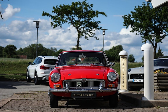 MG MGB 3 of 5