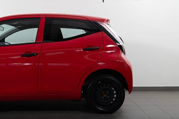 Toyota Aygo 5 of 5