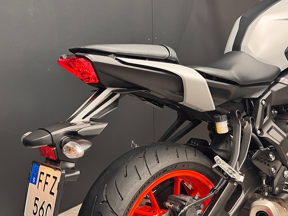 Yamaha MT-07 16 of 18