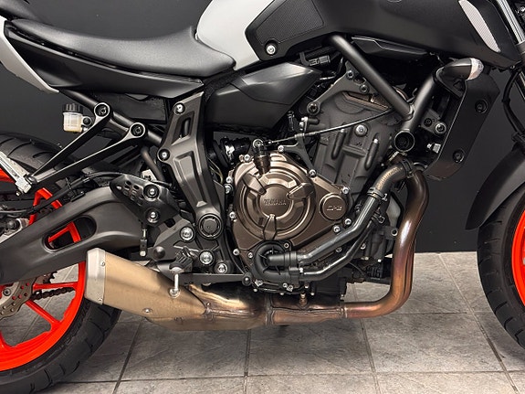 Yamaha MT-07 6 of 18