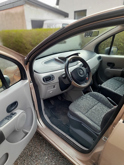 Renault Grand Modus 2 of 3