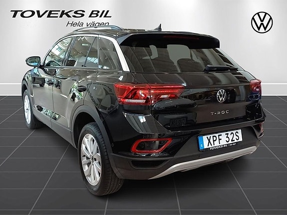 Volkswagen T-Roc 7 of 13