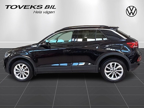 Volkswagen T-Roc 8 of 13