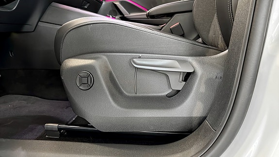 Volkswagen Tiguan 16 of 20