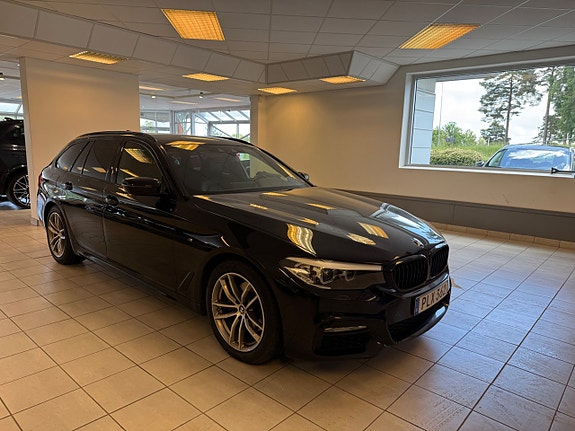 BMW 520d 4 of 5