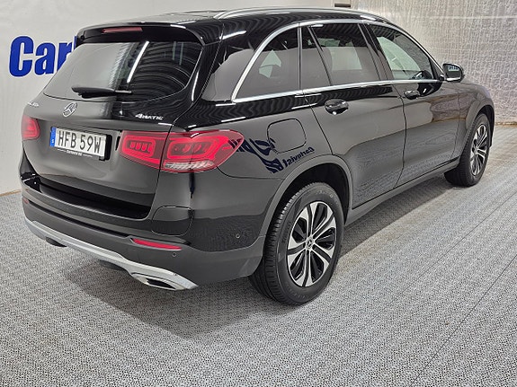 Mercedes-Benz GLC300 e 4 of 10