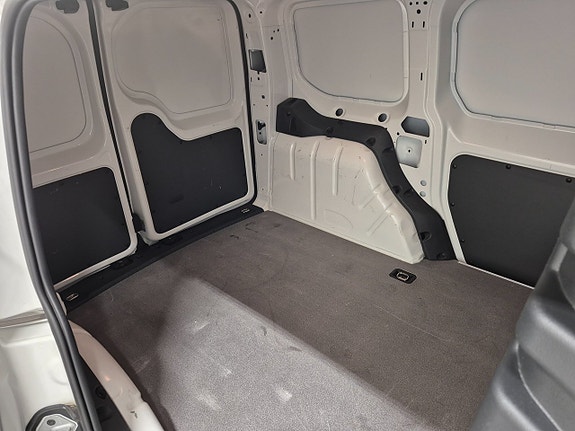 Volkswagen Caddy 8 of 8