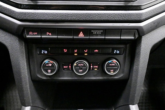 Volkswagen Amarok 17 of 20