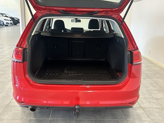 Volkswagen Golf VII 6 of 18
