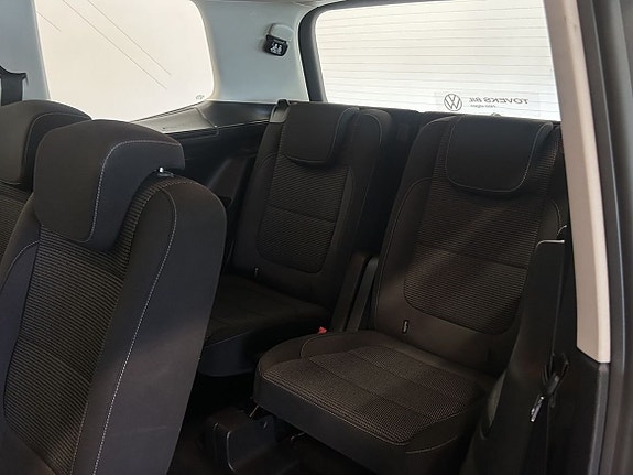 Volkswagen Sharan 11 of 18