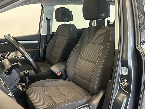 Volkswagen Sharan 9 of 18