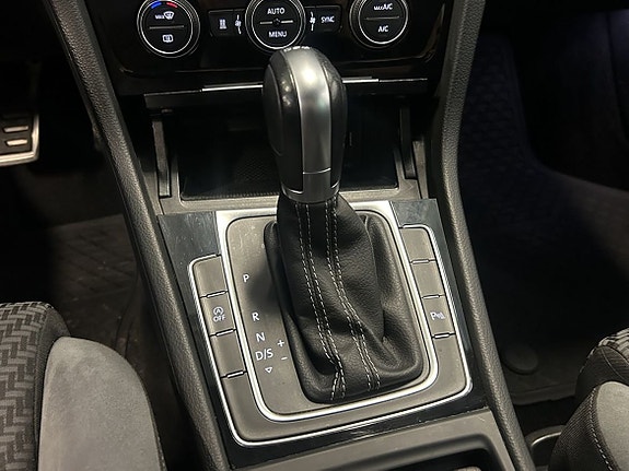 Volkswagen Golf I 13 of 16