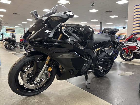Yamaha YZF-R9 Tech Black 7 of 9